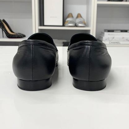 Chanel CC Logo Leather Loafers Black — view 5