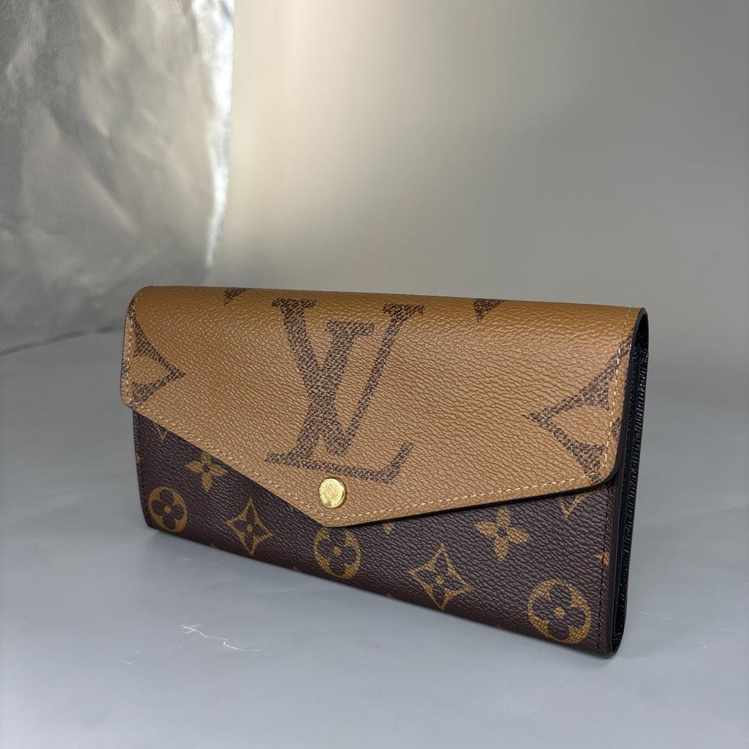 Unused IC Louis Vuitton M80726 Monogram Giant Portefeuille