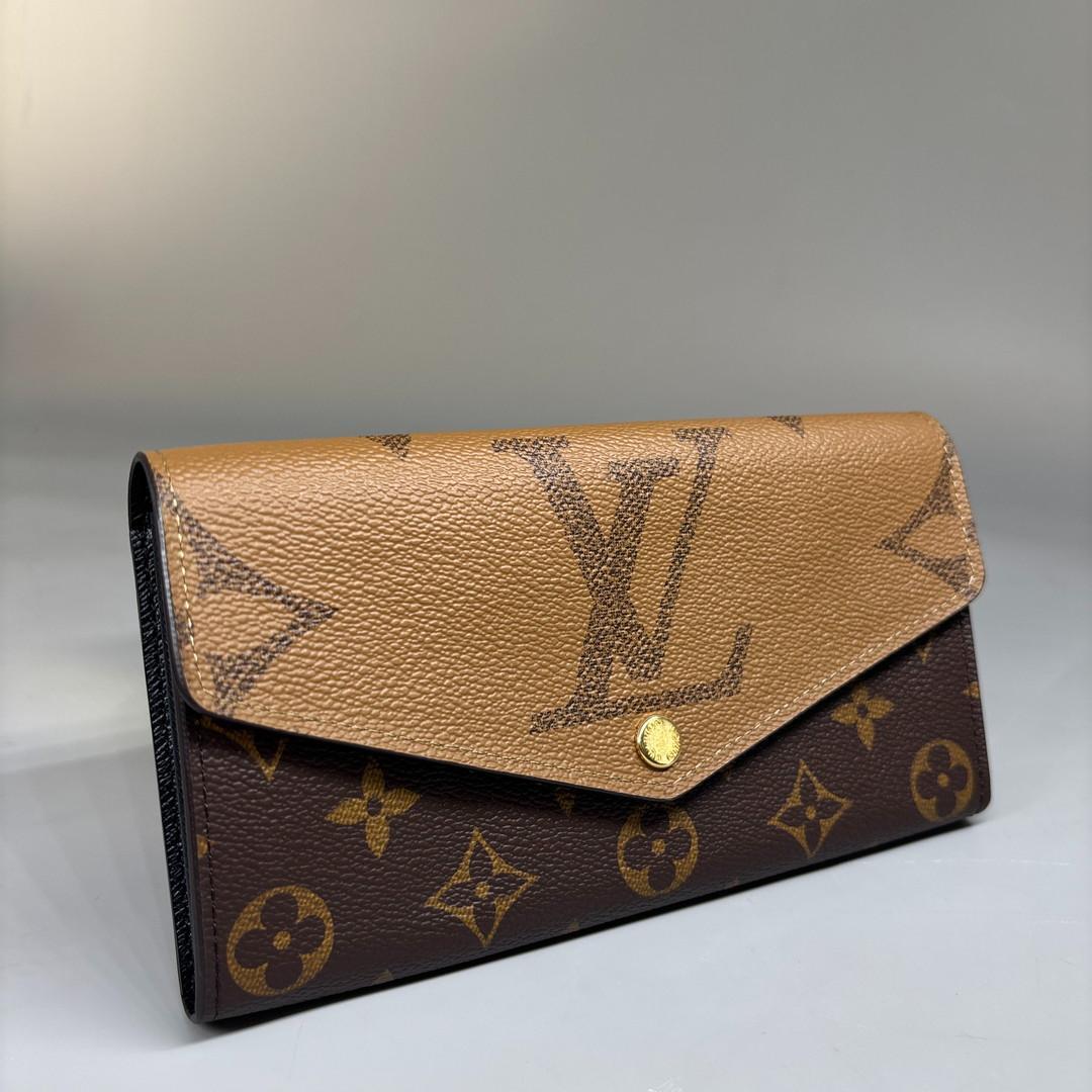 Unused IC Louis Vuitton M80726 Monogram Giant Portefeuille