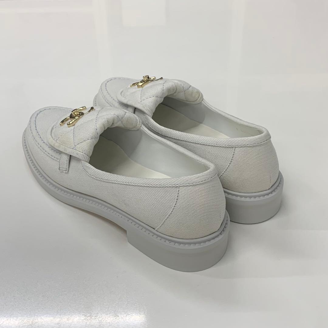 Chanel Canvas CC Logo Turnlock Loafers Denim Light Blue — view 4