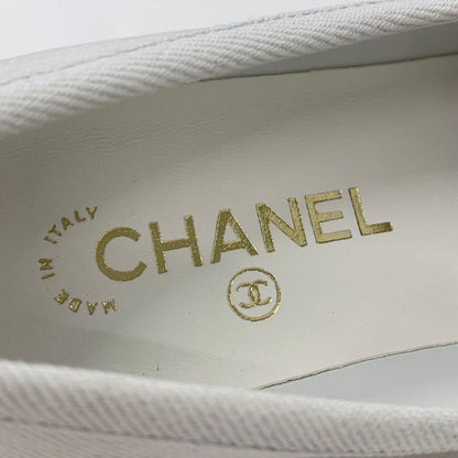 Chanel Canvas CC Logo Turnlock Loafers Denim Light Blue — view 7