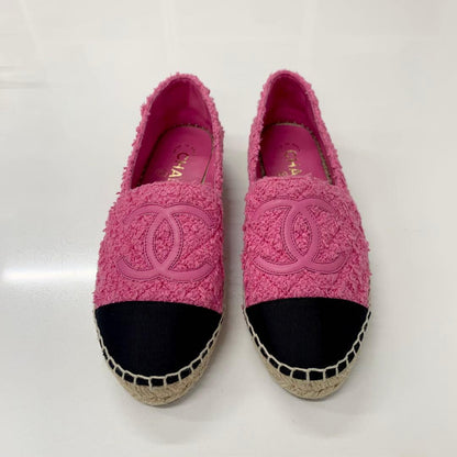 Chanel CC Logo Espadrilles Tweed Leather Flat Shoes Pink — view 2
