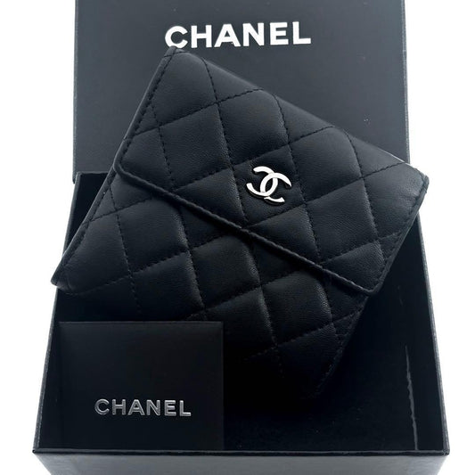 Chanel Wallet Quilted