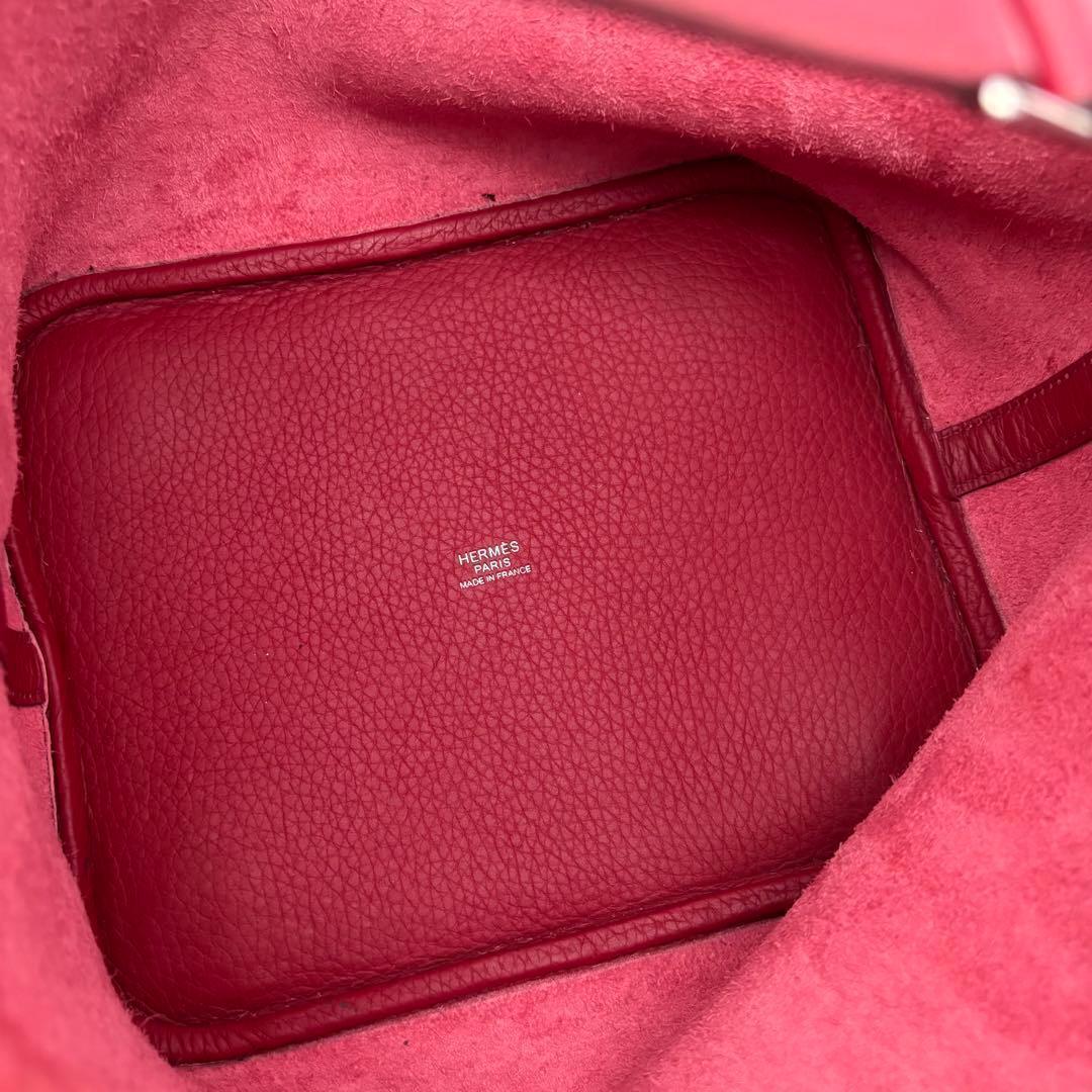 Hermes Picotin Lock 22 Rouge Casaque Red Handbag — view 3