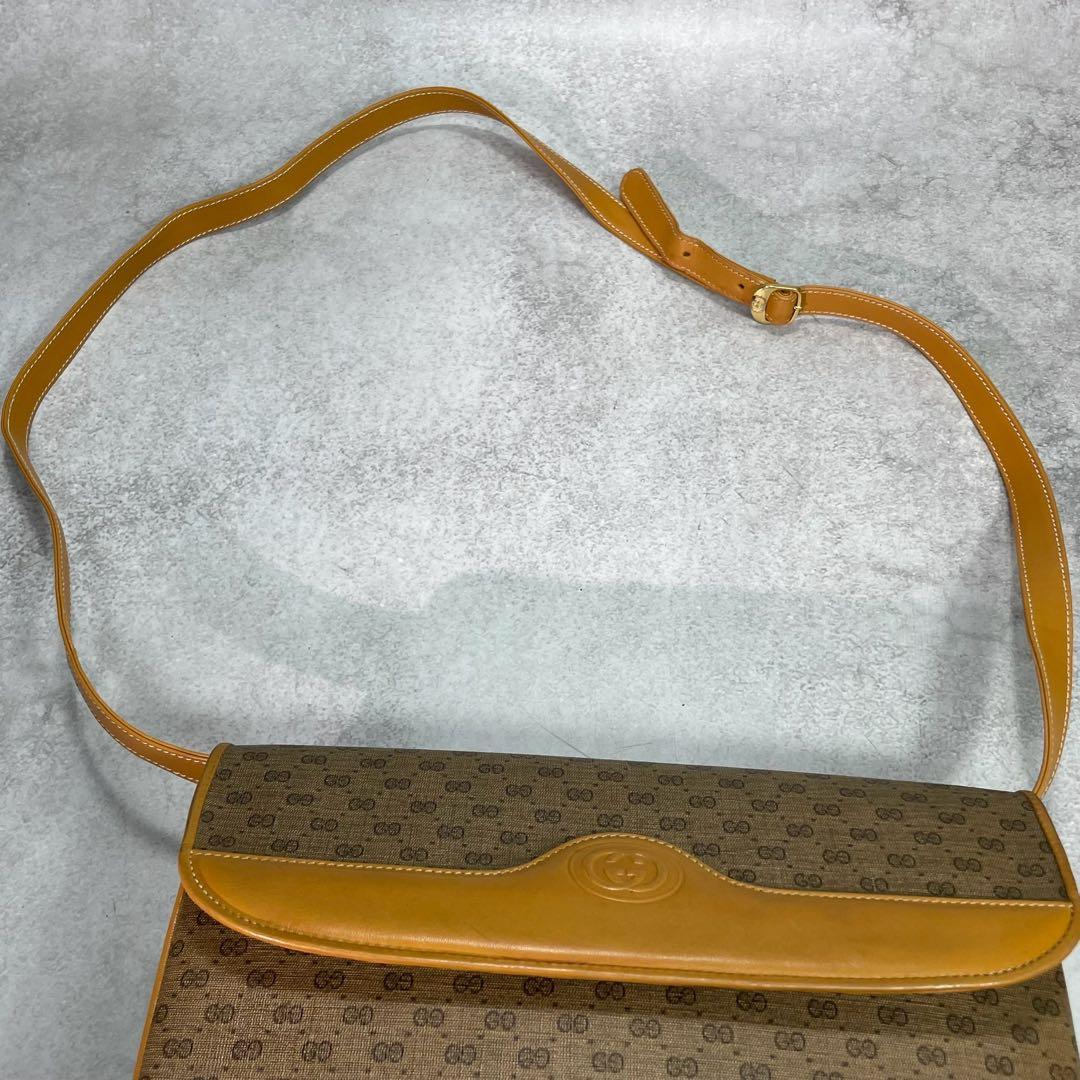 Gucci GG Shoulder Bag Brown Beige Logo Leather — view 4