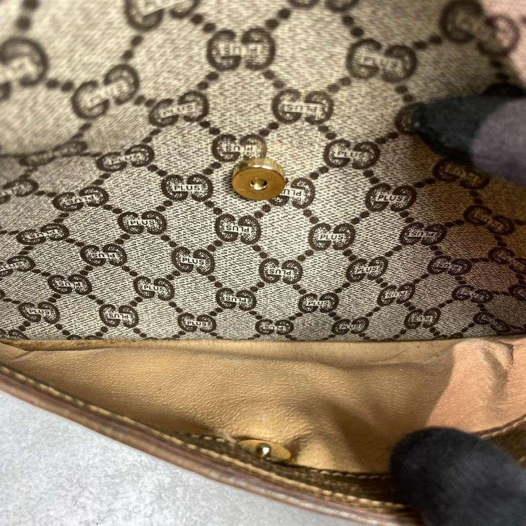 Gucci GG Shoulder Bag Brown Beige Logo Leather — view 6