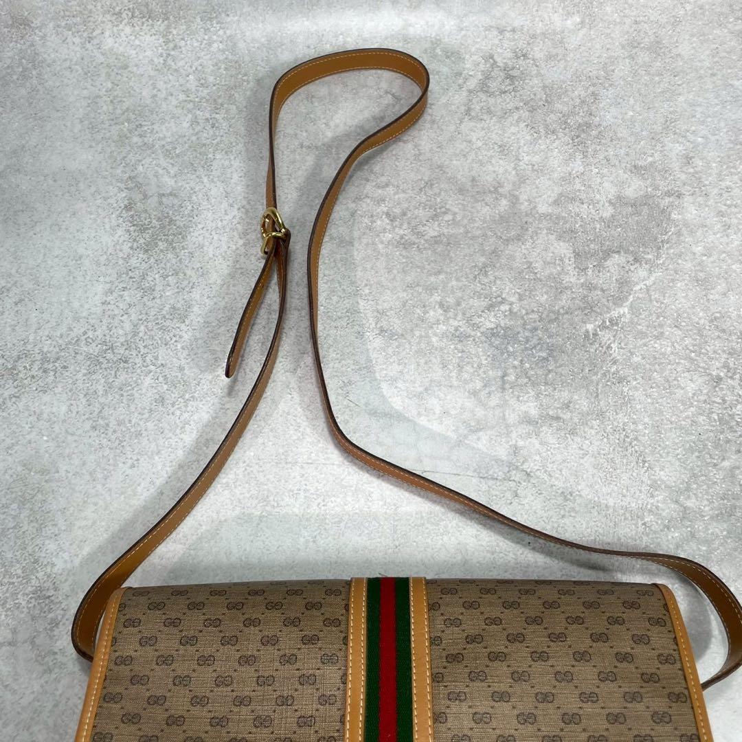 Gucci GG Sherry Line Shoulder Bag Brown Leather — view 4