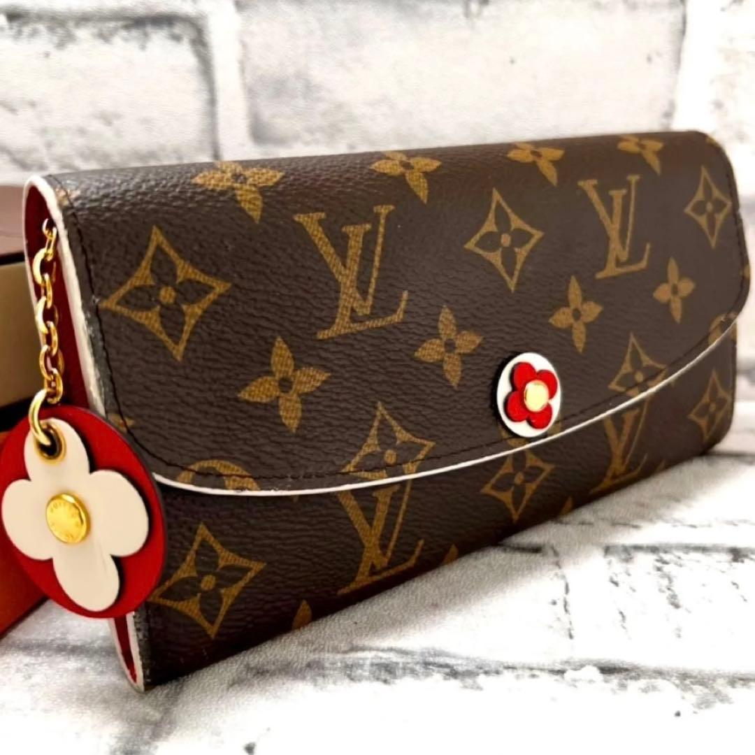 Louis Vuitton Monogram Portefeuille Emily Flower Charm Wallet