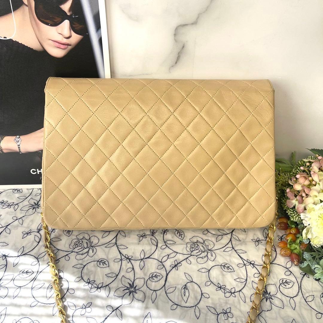 Chanel Vintage Quilted Chain Shoulder Bag — view 2