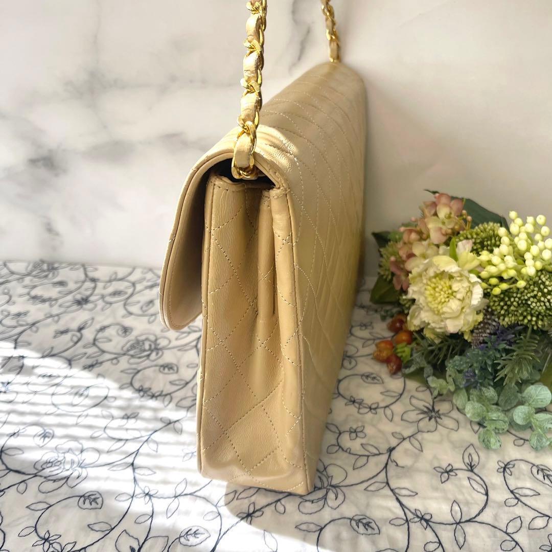 Chanel Vintage Quilted Chain Shoulder Bag — view 5