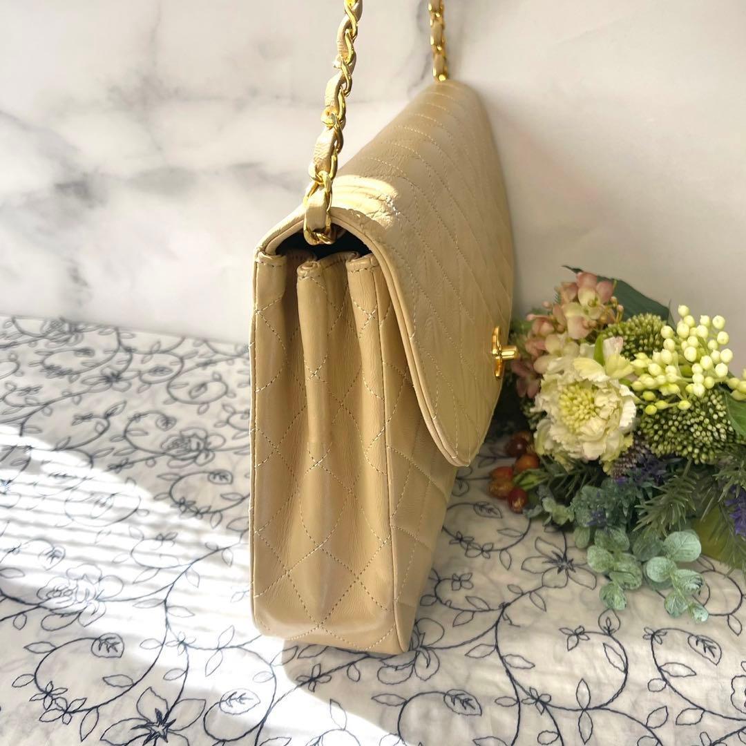 Chanel Vintage Quilted Chain Shoulder Bag — view 6