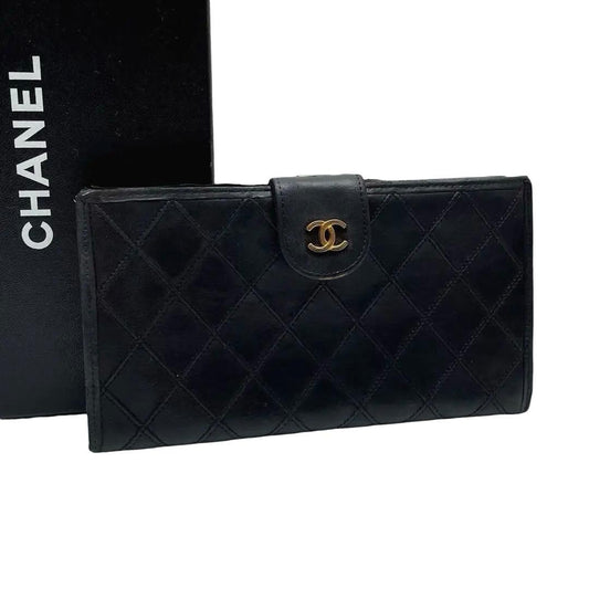 Chanel Quilted Lambskin Wallet Leather CC Logo Black Gold