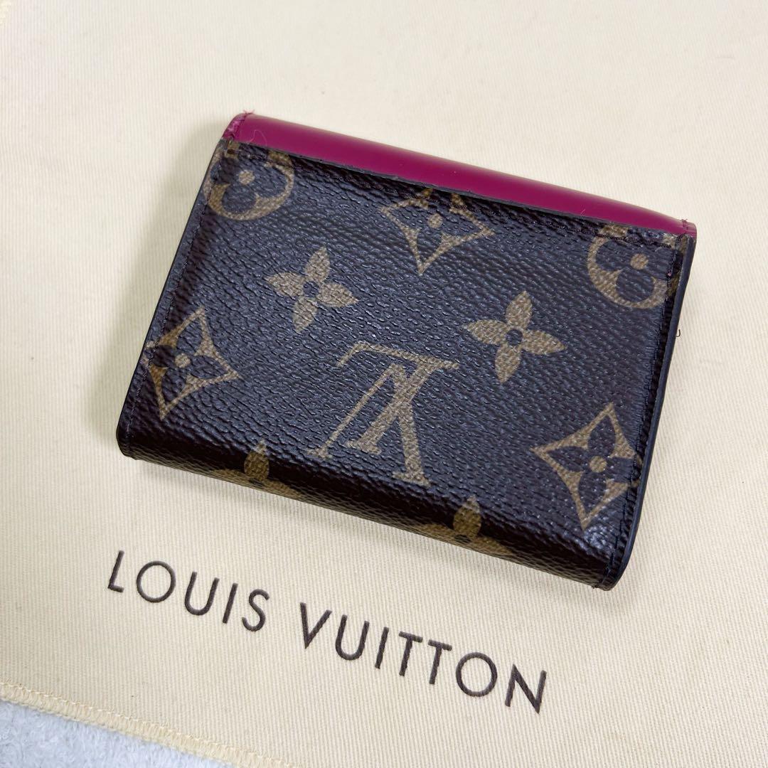 Louis Vuitton Portefeuille Zoe Fuchsia Trifold Wallet