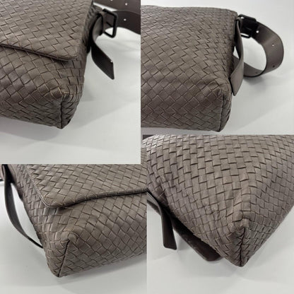 Bottega Veneta Super Intrecciato Shoulder Bag Brown — view 8