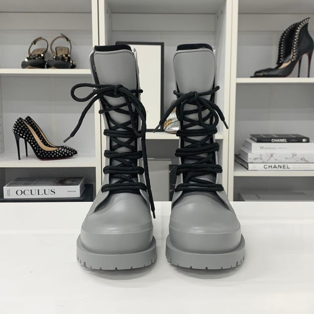 Dior Lava Oblique Crease Up Rain Boots Gray — view 2