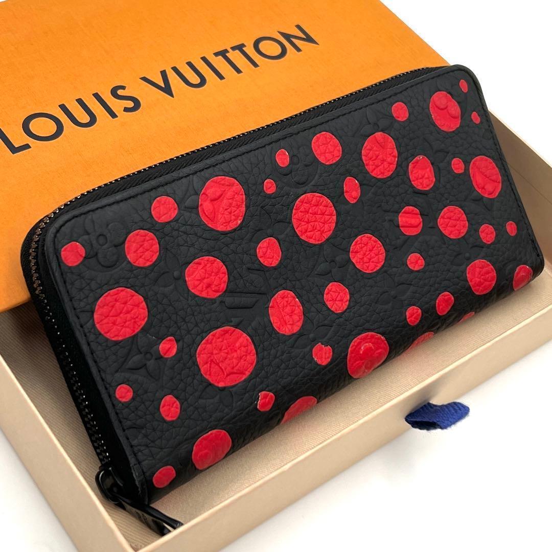 Louis Vuitton Taurillon Vertical Wallet Yayoi Kusama