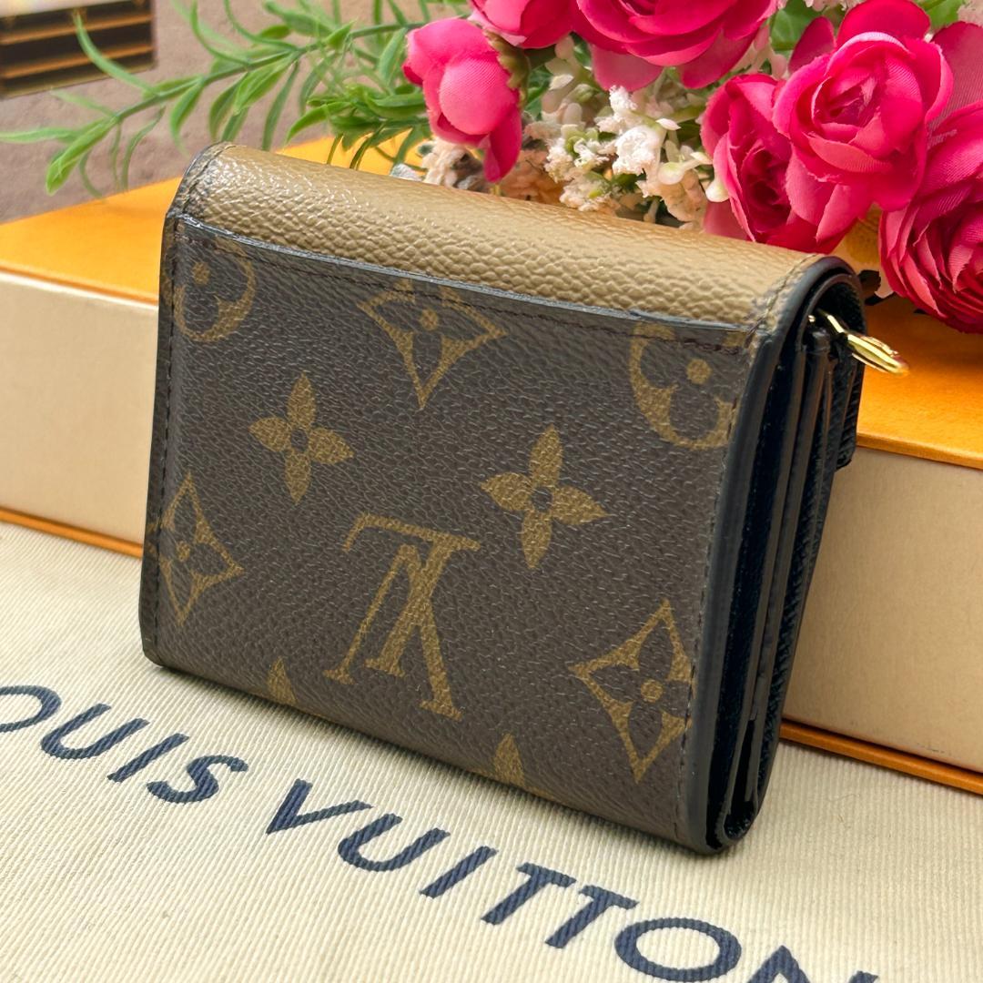 Louis Vuitton Giant Reverse Portefeuille Zoe Fold Wallet