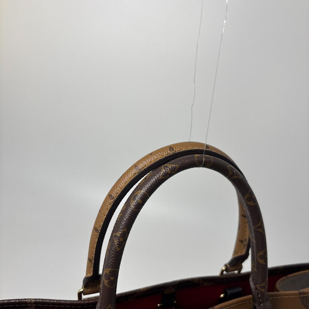 Louis Vuitton on the Go MM Giant Monogram Tote — view 7
