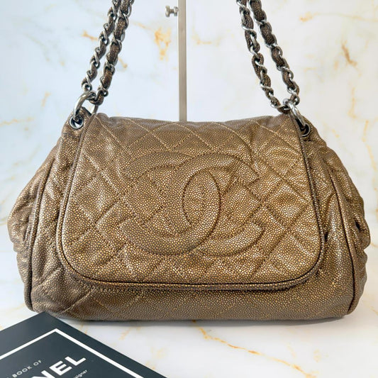 Chanel Quilted CC Logo Chain Shoulder Bag