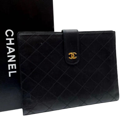Chanel Bicolor Quilted Lambskin Clutch