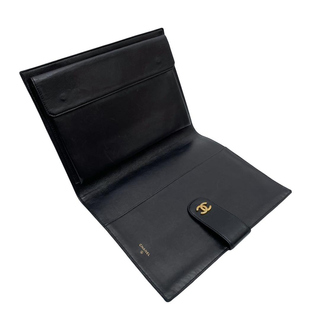 Chanel Bicolor Quilted Lambskin Clutch — view 7