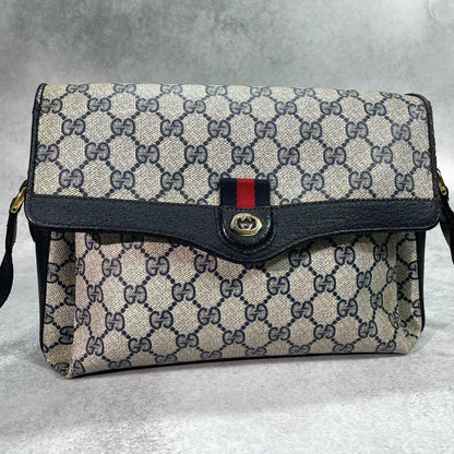 Gucci GG Sherry Line Shoulder Bag Navy Leather — view 2