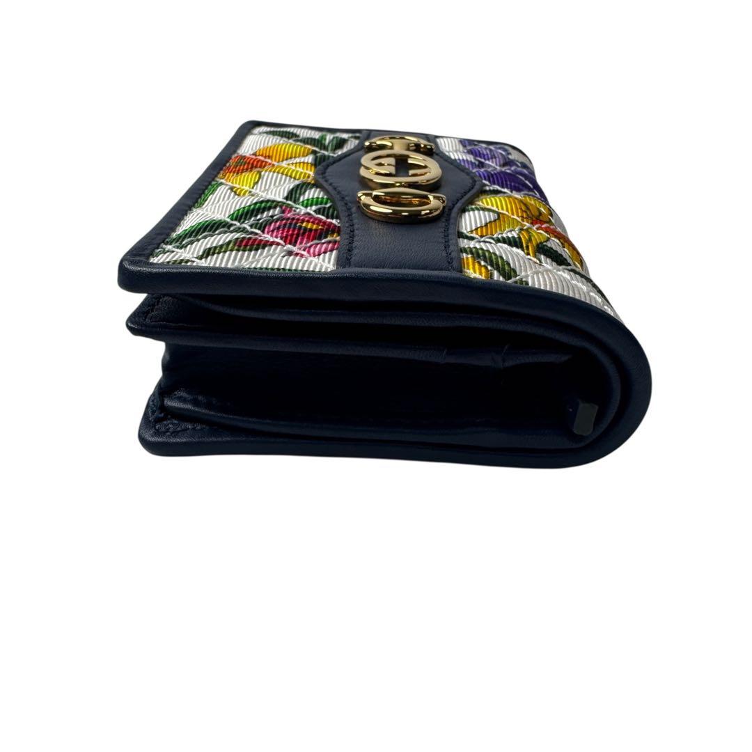 Gucci Zumi Flora Bifold Wallet Compact — view 4
