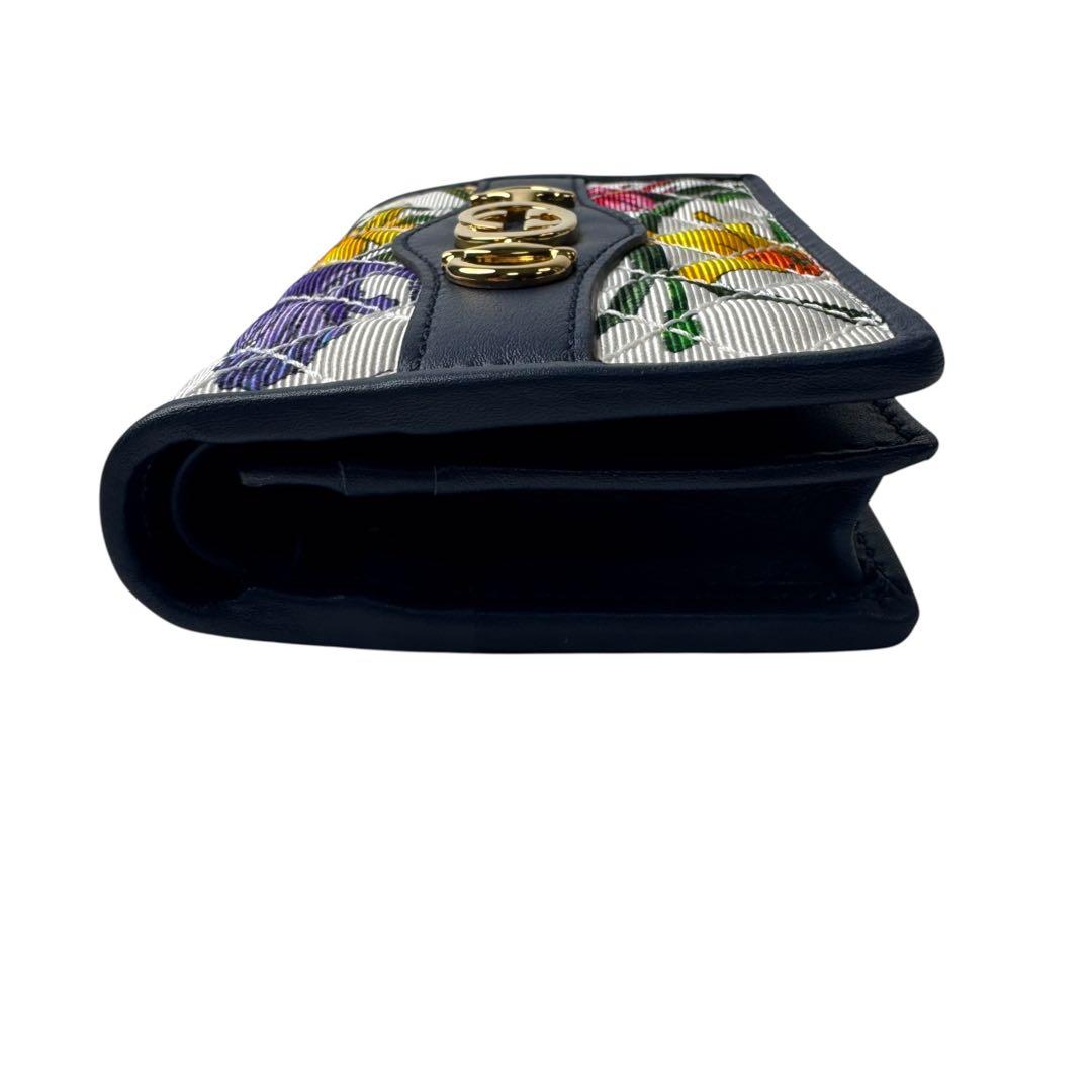 Gucci Zumi Flora Bifold Wallet Compact — view 5