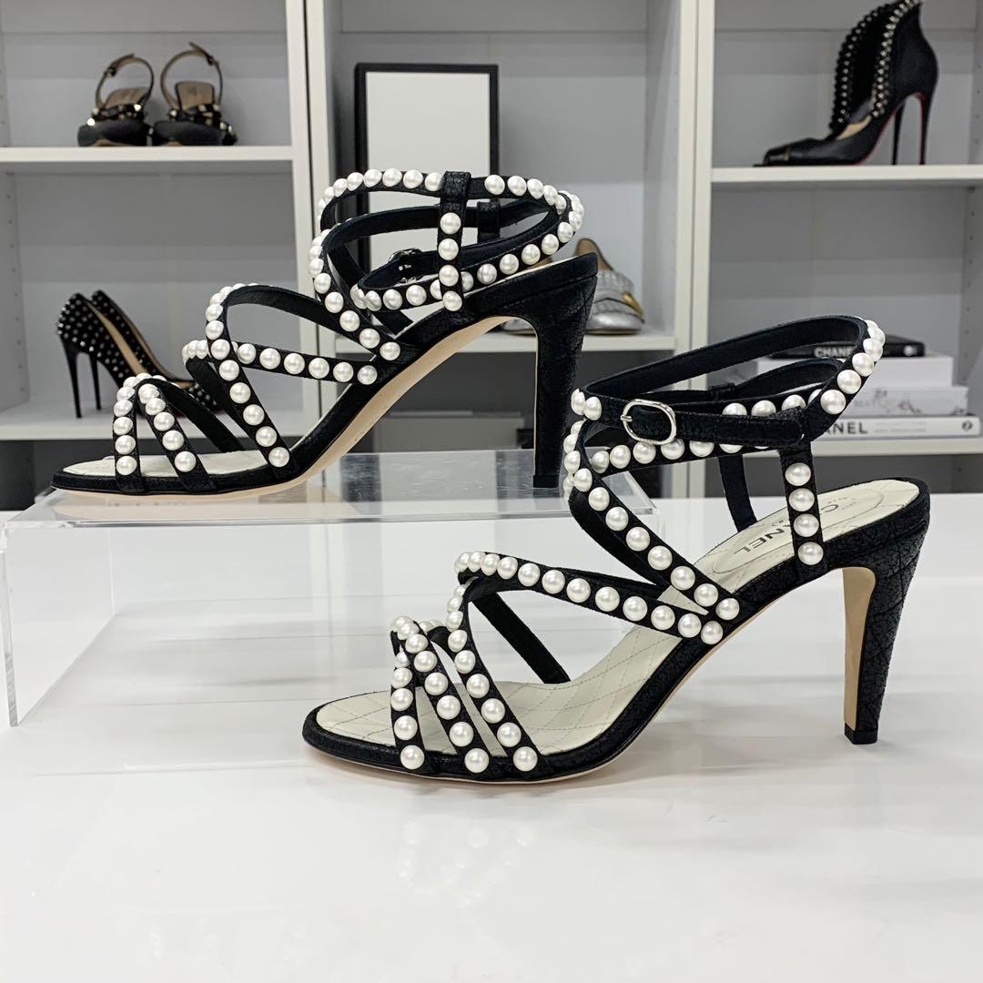 Chanel Leather CC Logo Pearl Quilted Strap Sandals Black