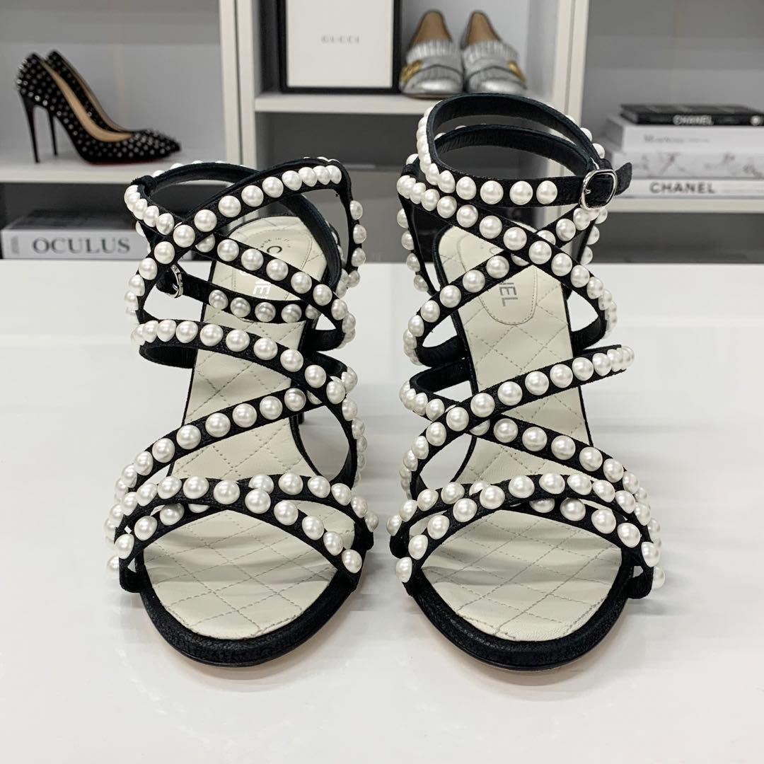 Chanel Leather CC Logo Pearl Quilted Strap Sandals Black