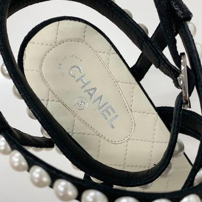 Chanel Leather CC Logo Pearl Quilted Strap Sandals Black
