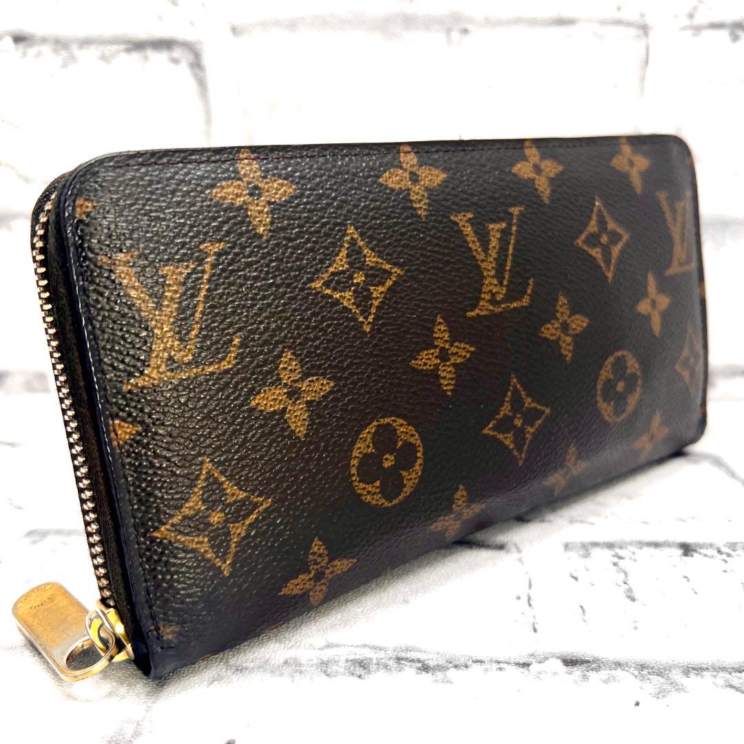 Louis Vuitton Monogram Zippy Wallet Round