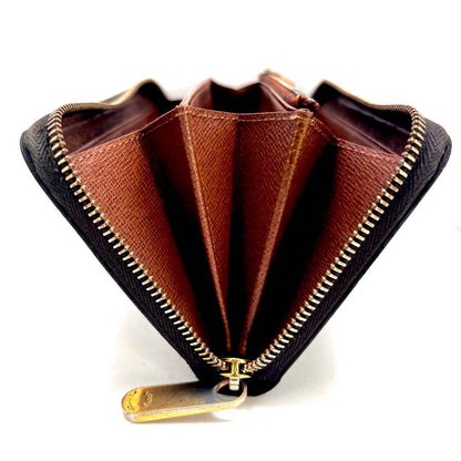 Louis Vuitton Monogram Zippy Wallet Round — view 2
