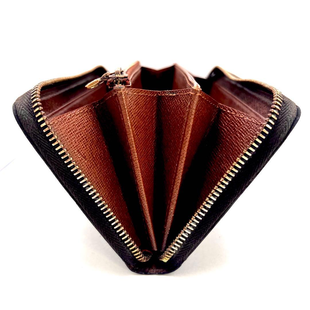 Louis Vuitton Monogram Zippy Wallet Round — view 3