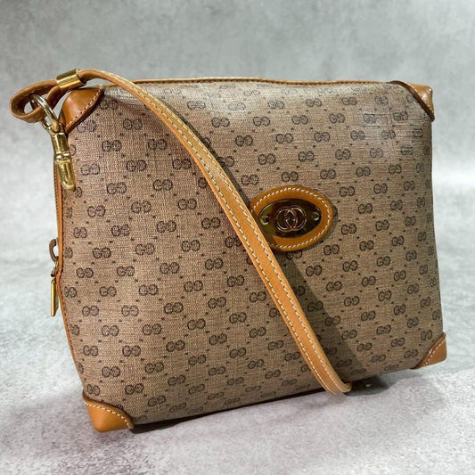 Gucci GG Shoulder Bag Brown Leather Gold