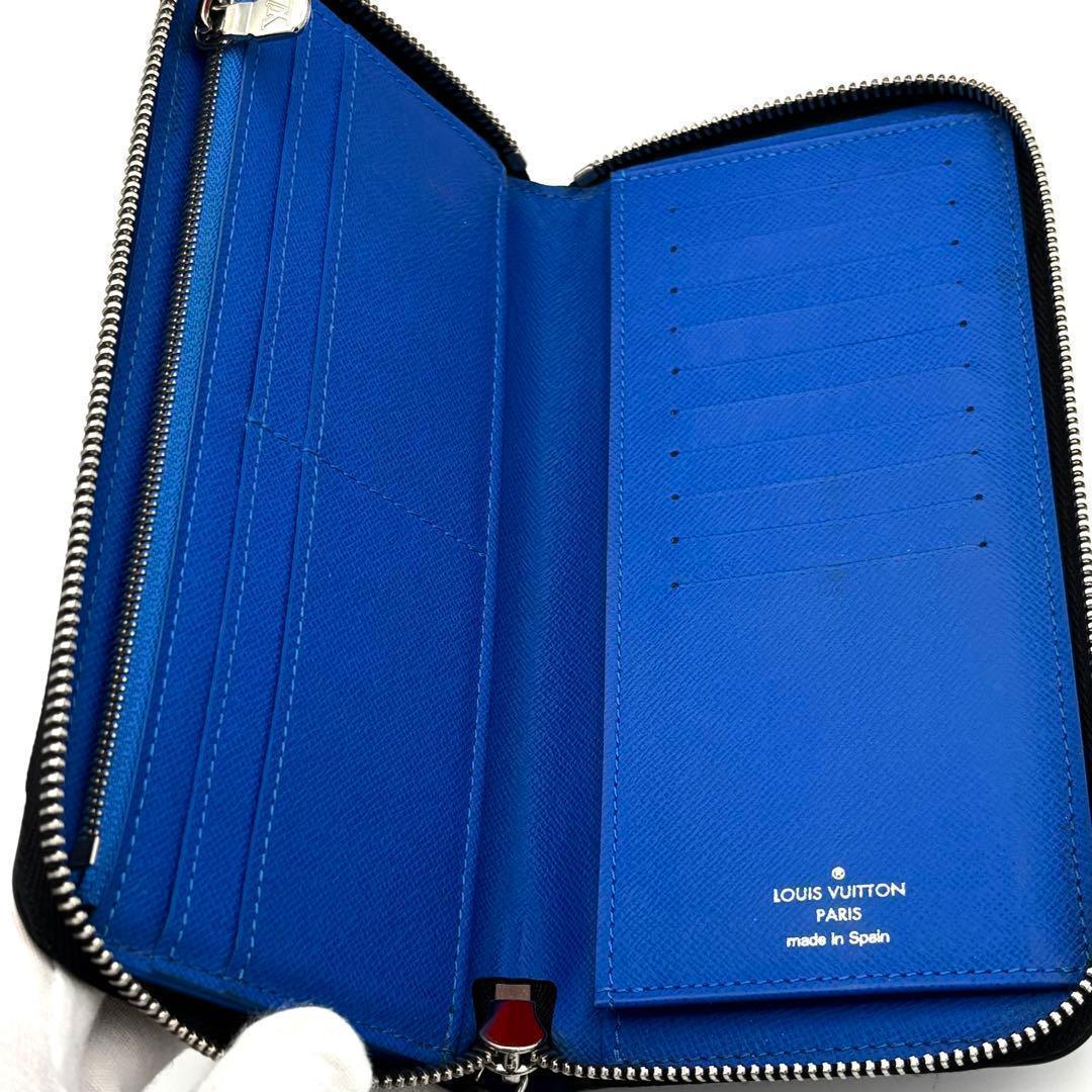 Louis Vuitton Taiga Zippy Wallet Vertical Black — view 3