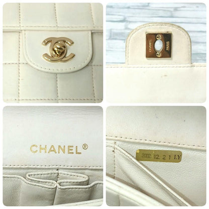 Chanel Chocolate Chain Shoulder Lambskin Turnlock White — view 6