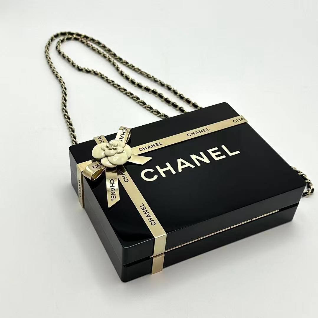 Chanel Camellia Ribbon Motif Acrylic Minodiere Shoulder Bag — view 3