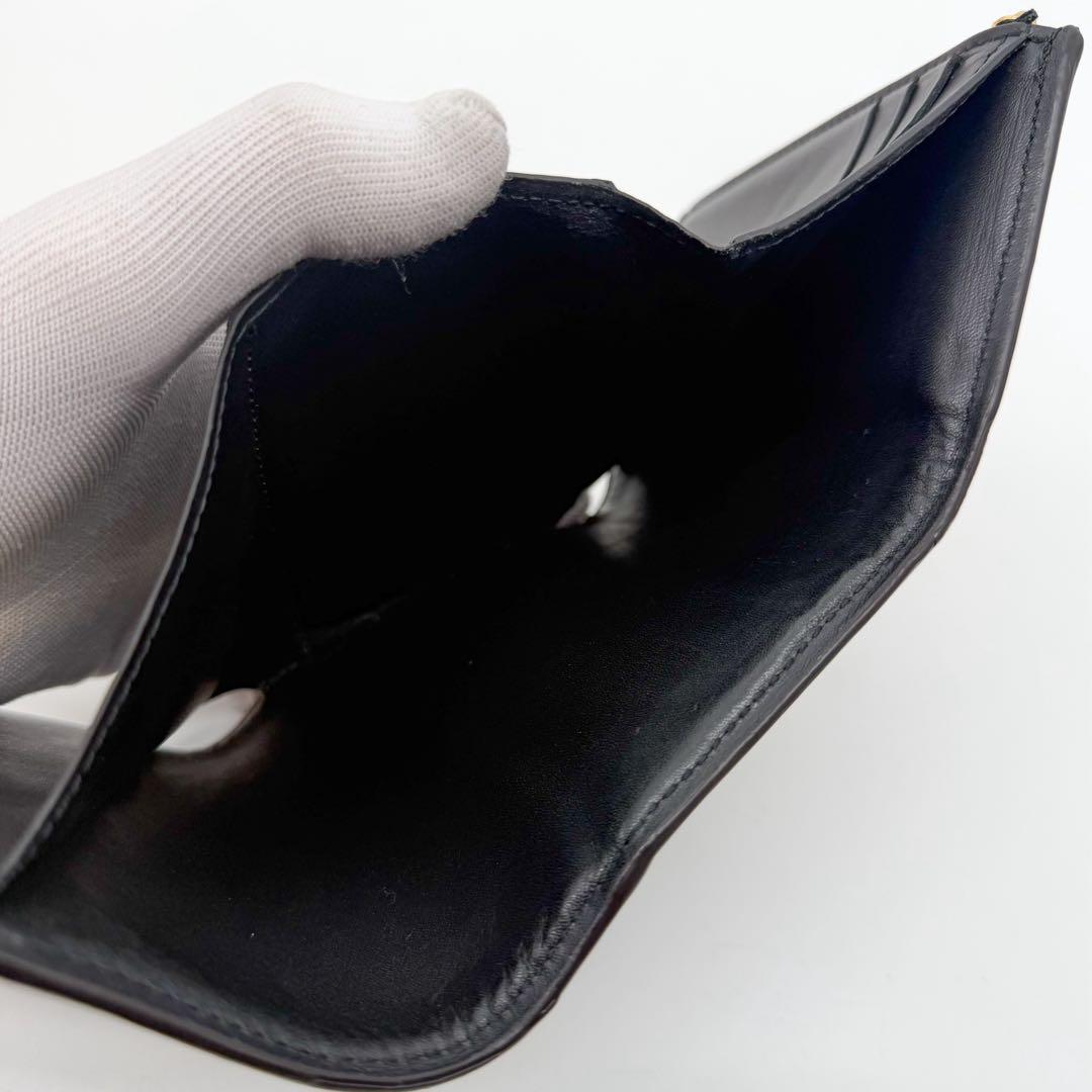 Louis Vuitton Portefeuille Dauphine Compact Reverse Monogram Wallet — view 7