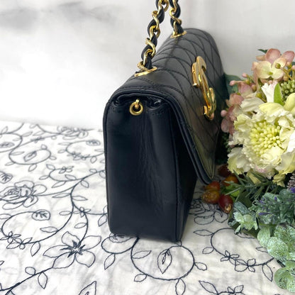 Chanel Vintage Quilted Jumbo CC Logo Shoulder — view 6