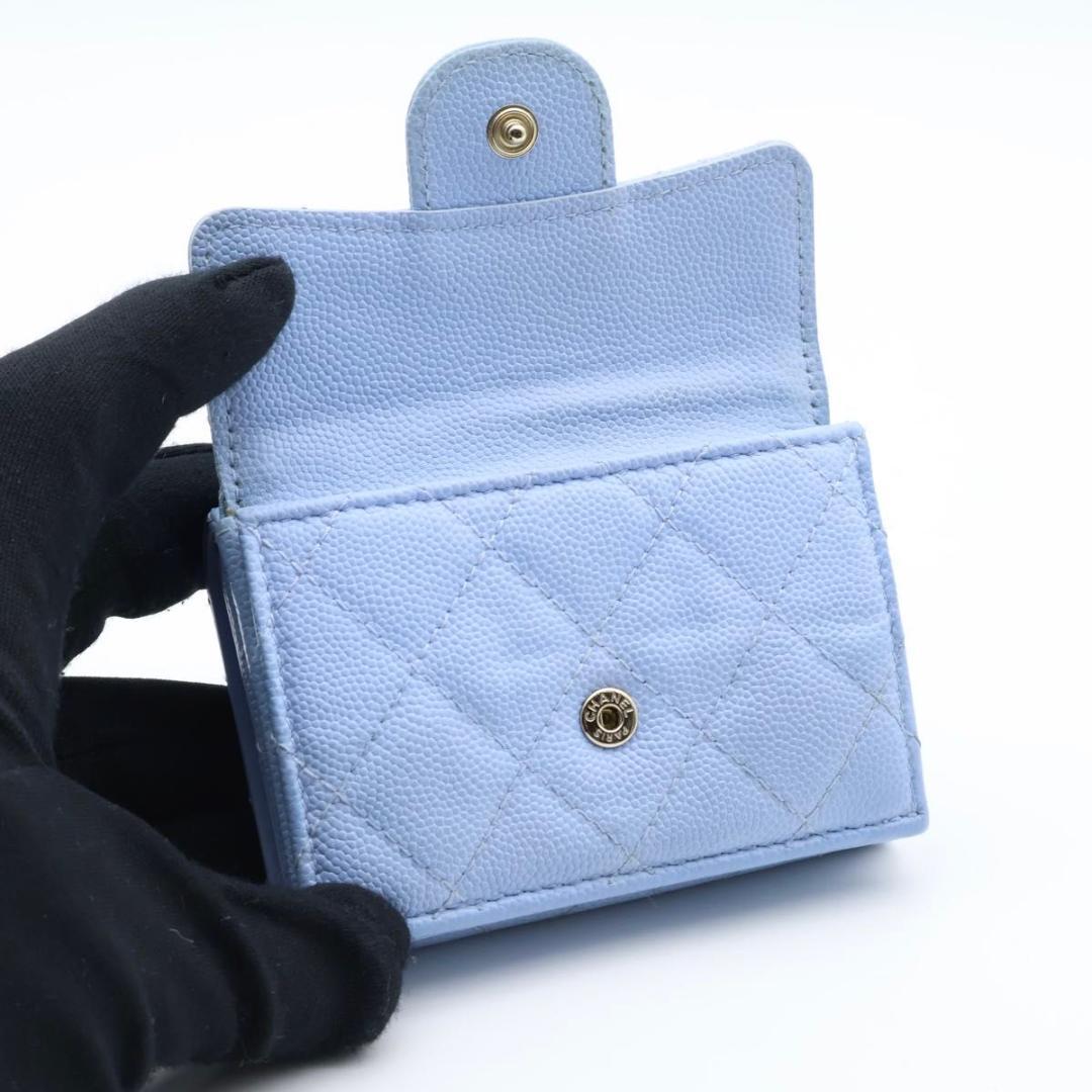 Chanel Timeless Classic Trifold Wallet Caviar Leather — view 2
