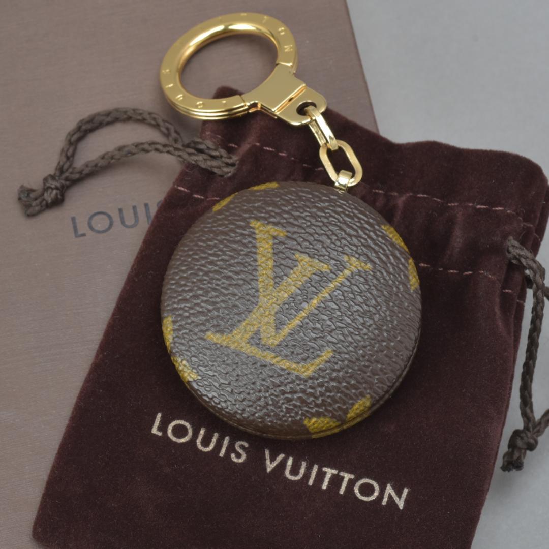 Louis Vuitton Astro Pill Key Holder Monogram Light Illuminable