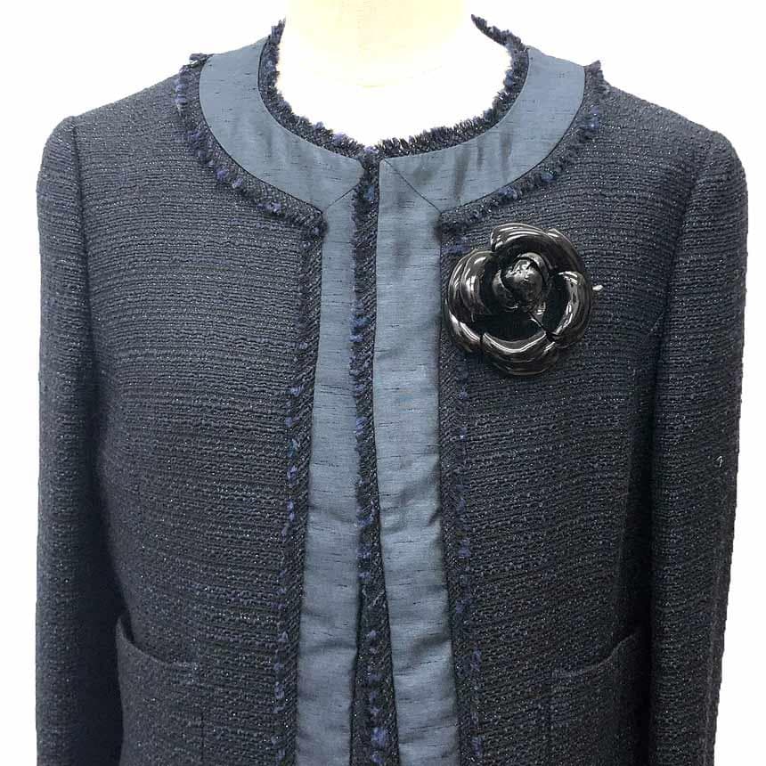 Chanel Camellia Corsage Brooch Black Aq12235