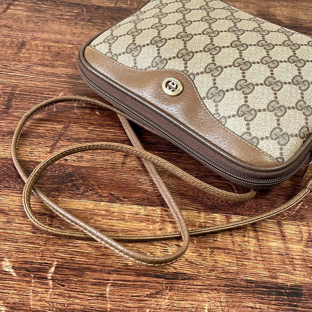 Gucci GG Supreme Leather Vintage Shoulder Bag — view 6
