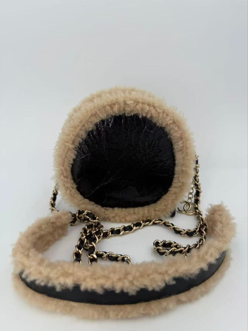 Chanel Teddy Shearling Round Bag — view 2