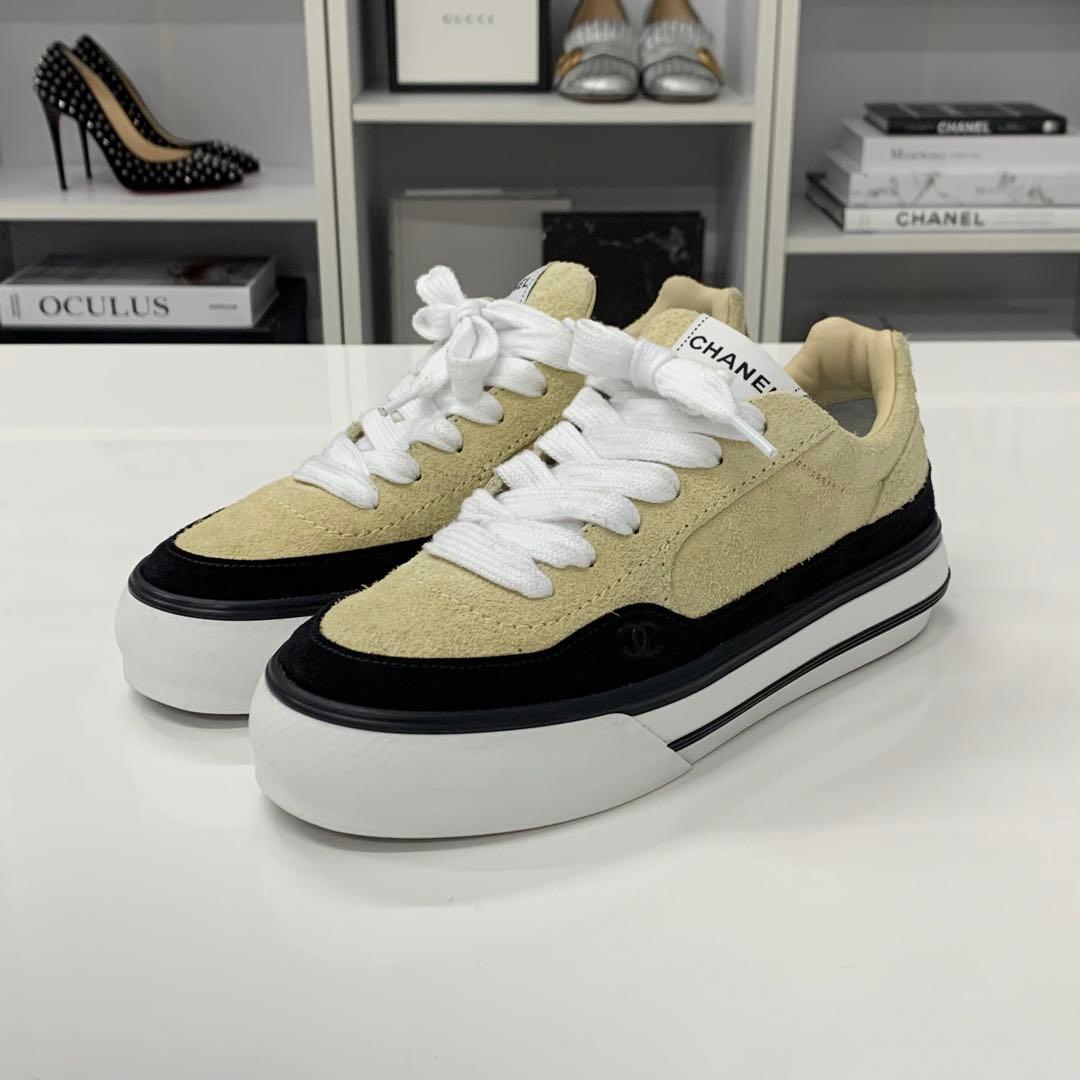 Chanel CC Logo Suede Sneakers Beige — view 3