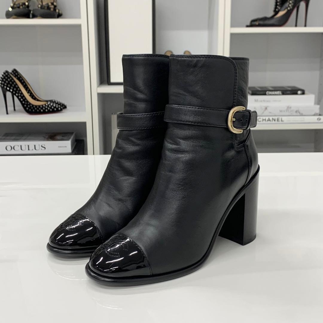 Chanel CC Logo Belt Leather Patent Short Boots Black — view 3