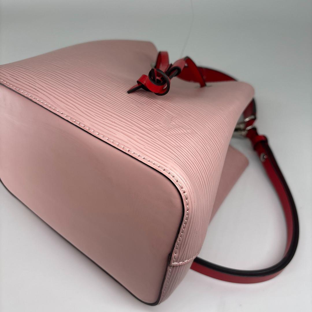 Louis Vuitton Epi Neo Noe BB Shoulder Bag — view 8