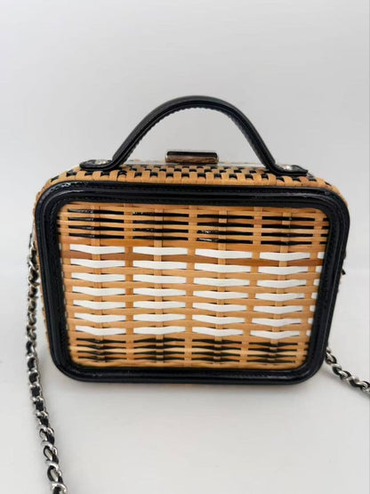 Chanel Rattan Woven Vanity 2-Way Chain Bag — view 2