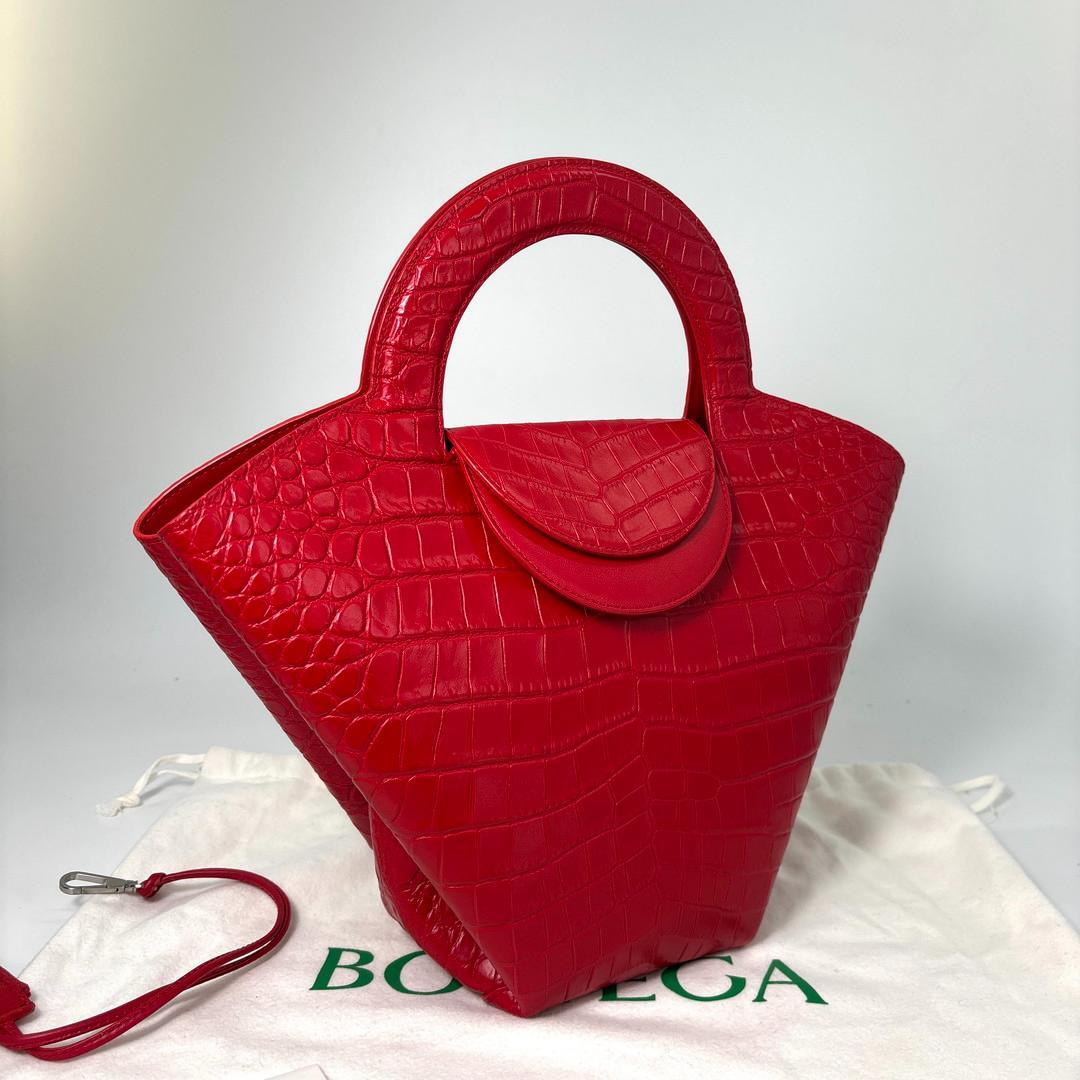 Bottega Veneta IC Doll Tote Bag — view 3